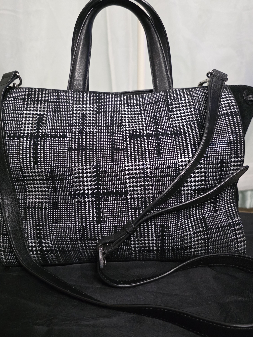 BCBGMAXAZRIA Black & White Woven Plaid Crossbody Tote Bag - Excellent Condition!